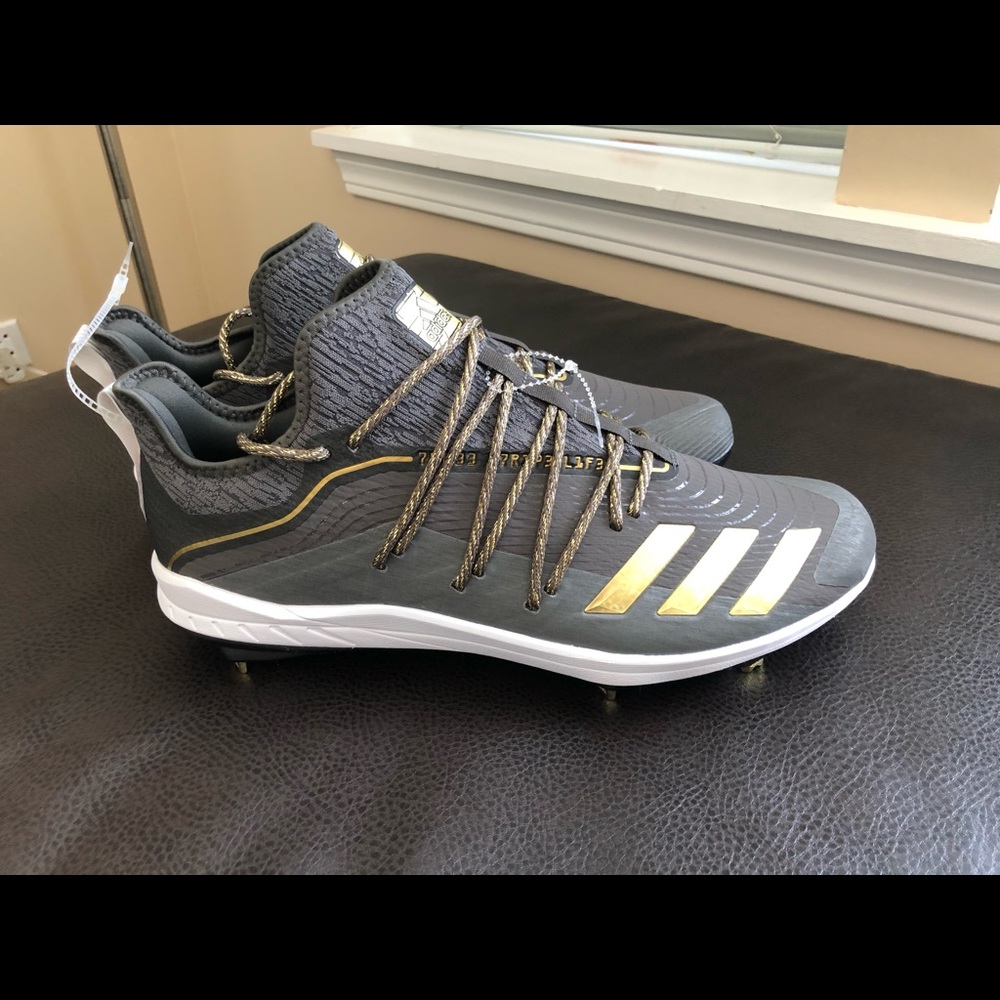 Adizero baseball cleat men